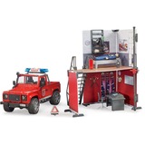 bruder bworld Brandweerkazerne met Land Rover Defender Modelvoertuig 62701