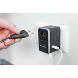 Verbatim Universele reisadapter UTA-04 reisstekker Zwart/zilver, 3x USB-A, 2x USB-C