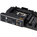 ASUS TUF Gaming B650-PLUS WIFI socket AM5 moederbord Zwart/lichtoranje, RAID, 2.5Gb-LAN, Wi-Fi 6, BT 5.2, Sound, ATX